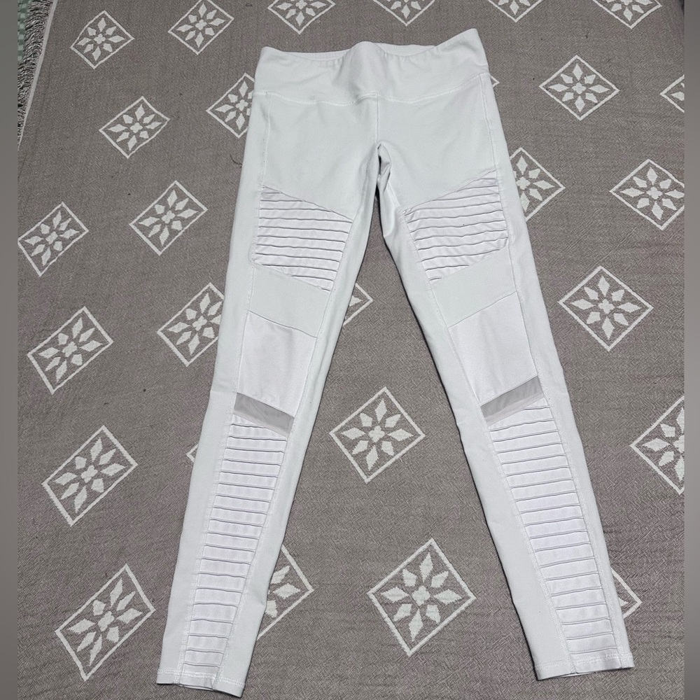 ALO Yoga White Leggings